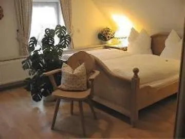 Hotel & Restaurant Bei Hoelzchen Hannover 3*,  Germany